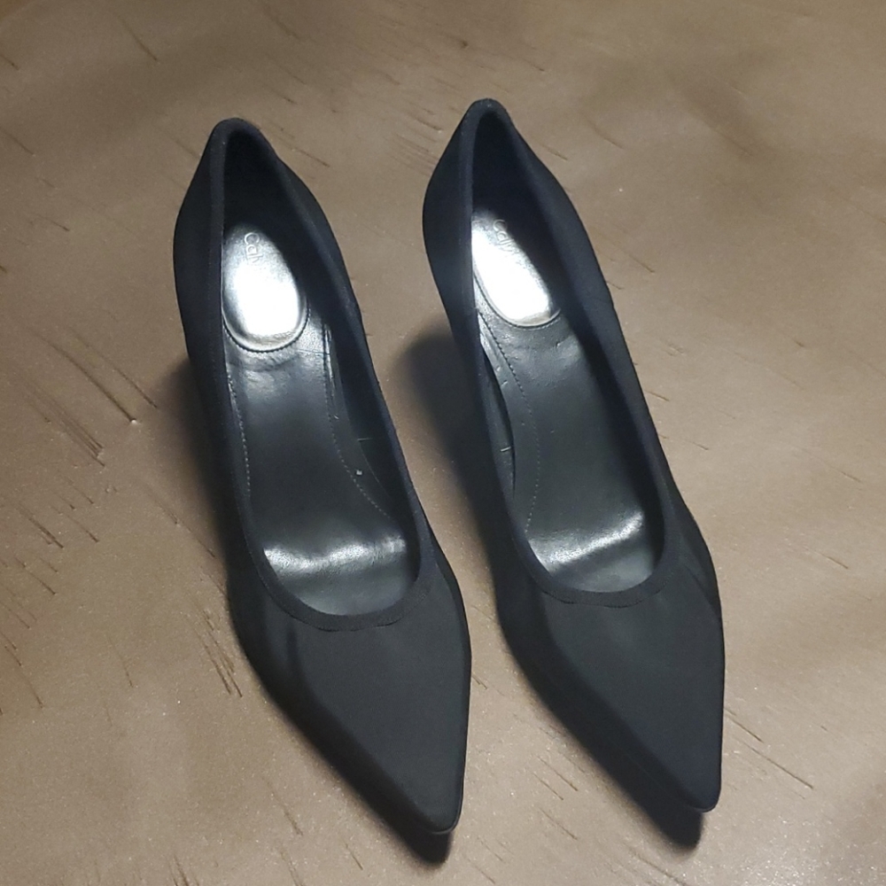 Calvin Klein Black Stretch pumps